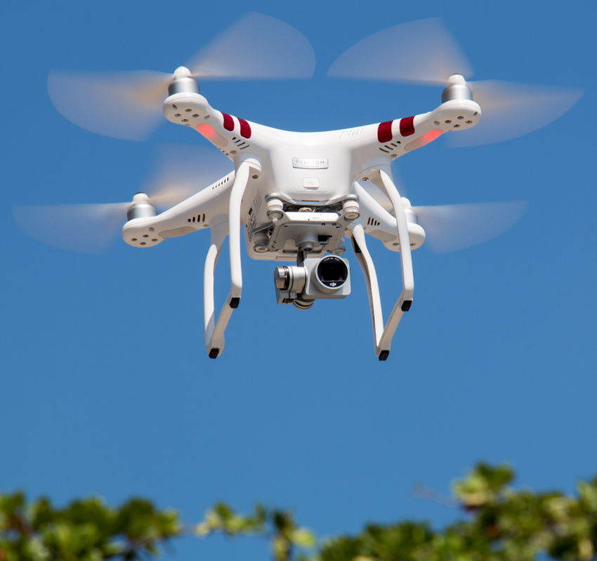 Hobbydrohnen können mit Sprengstoff belanden zu Waffenträgern werden.